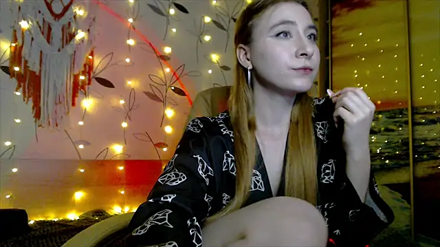 Snapshot of Ivy_dean chatting on February 19, 2025, 12:14 am Ivy dean online show from February 19, 2025, 12:14 am
