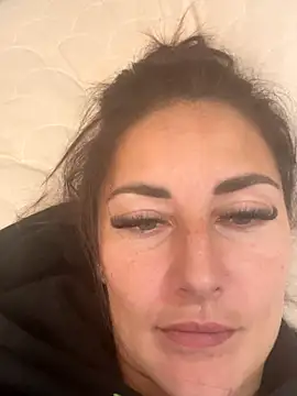 Veronicavirus online show from September 28, 2025, 9:27 am