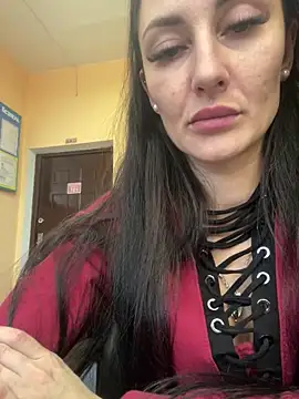 Veronicavirus online show from February 17, 2025, 12:05 pm