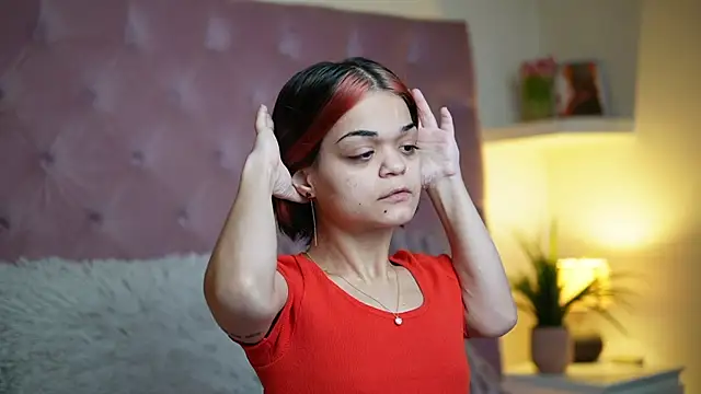 MaiaMini online show from January 7, 2026, 9:53 pm