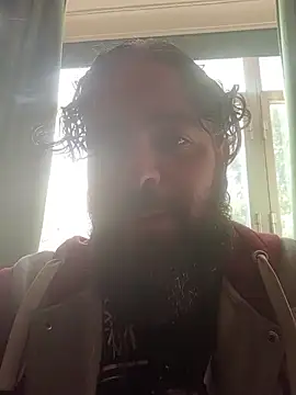 serpensy online show from November 17, 2025, 1:48 pm