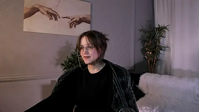 Snapshot of Rada_Woods chatting on March 12, 2025, 11:54 am Rada Woods online show from March 12, 2025, 11:54 am