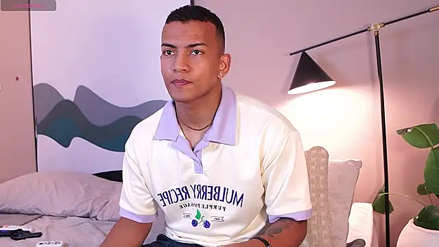 Rafa2004Cruz online show from November 29, 2025, 11:54 am