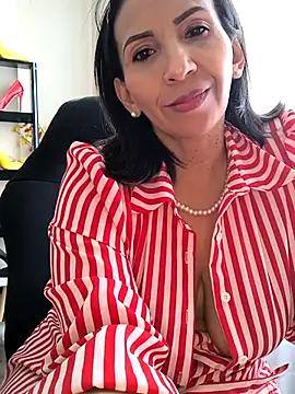 Mrsvictoriaaa online show from April 30, 2026, 8:38 pm