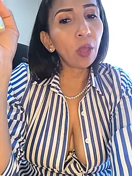 Mrsvictoriaaa online show from May 10, 2026, 6:54 pm
