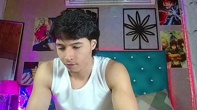 Snapshot of LiamAndrewzz chatting on July 8, 2026, 5:41 am LiamAndrewzz online show from July 8, 2026, 5:41 am