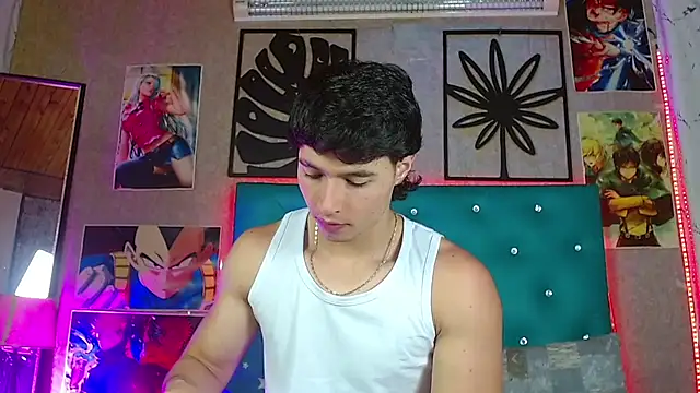 Snapshot of LiamAndrewzz chatting on May 19, 2026, 6:31 am LiamAndrewzz online show from May 19, 2026, 6:31 am