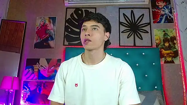 LiamAndrewzz online show from April 26, 2026, 9:17 am
