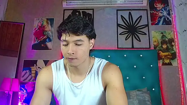 Snapshot of LiamAndrewzz chatting on June 21, 2026, 4:29 am LiamAndrewzz online show from June 21, 2026, 4:29 am