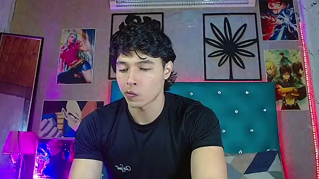 Snapshot of LiamAndrewzz chatting on July 18, 2026, 3:59 am LiamAndrewzz online show from July 18, 2026, 3:59 am