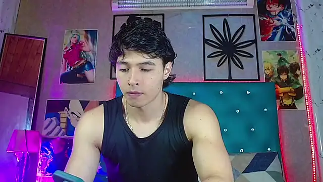 Snapshot of LiamAndrewzz chatting on July 19, 2026, 4:10 am LiamAndrewzz online show from July 19, 2026, 4:10 am