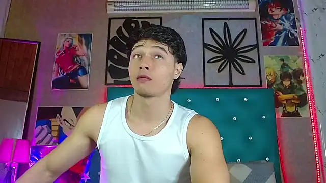 Snapshot of LiamAndrewzz chatting on June 17, 2026, 5:40 am LiamAndrewzz online show from June 17, 2026, 5:40 am