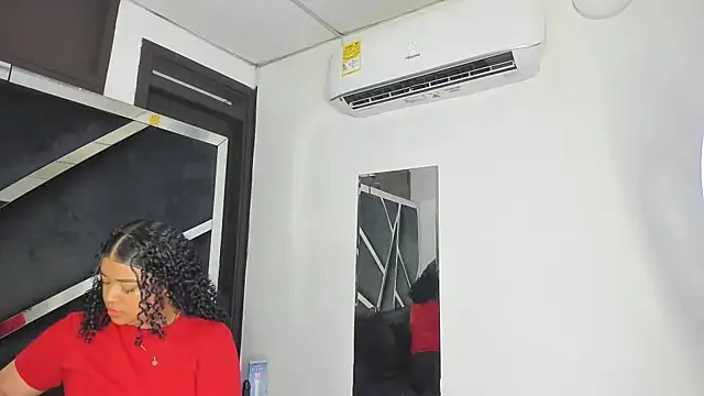 Snapshot of Rubyxht chatting on November 5, 2025, 12:41 pm Rubyxht online show from November 5, 2025, 12:41 pm