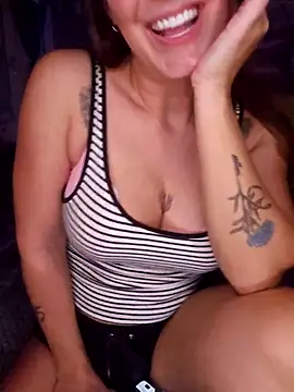 Snapshot of NymphoSwede chatting on November 18, 2025, 11:15 pm NymphoSwede online show from November 18, 2025, 11:15 pm