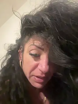 Snapshot of Gabriella316 chatting on April 19, 2026, 3:29 am Gabriella316 online show from April 19, 2026, 3:29 am