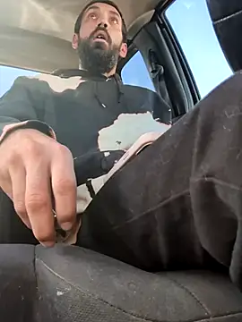 QueenM3 online show from November 2, 2025, 7:41 pm