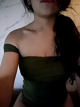 ElaRuil69 online show from October 16, 2025, 3:15 am