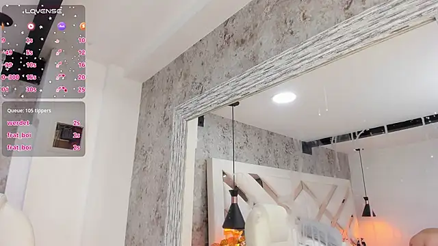 Charliee Jhonson  online show from March 7, 2025, 10:02 am