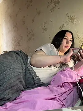 Naughtbaby 2025 online show from April 29, 2026, 2:43 pm