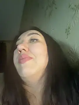 Snapshot of Naughtbaby_2025 chatting on May 31, 2026, 10:10 pm Naughtbaby 2025 online show from May 31, 2026, 10:10 pm
