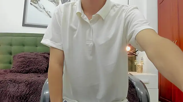 Johann sex online show from December 22, 2025, 5:13 pm