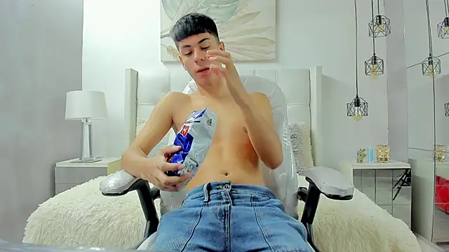 Snapshot of Johann_sex chatting on July 24, 2026, 6:04 pm Johann sex online show from July 24, 2026, 6:04 pm
