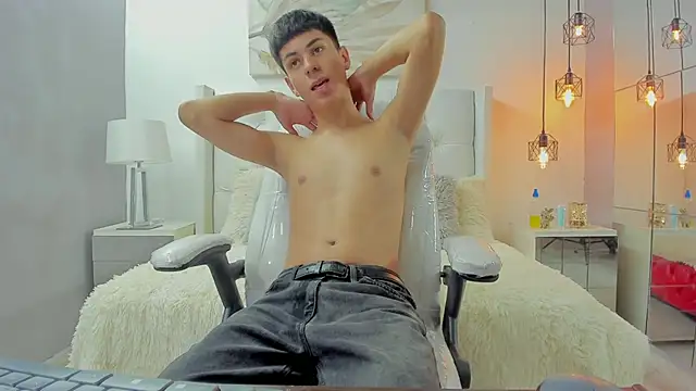 Snapshot of Johann_sex chatting on July 8, 2026, 6:30 pm Johann sex online show from July 8, 2026, 6:30 pm