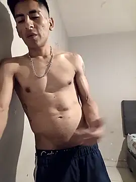 Snapshot of LeonRoots chatting on March 1, 2026, 11:54 am LeonRoots online show from March 1, 2026, 11:54 am