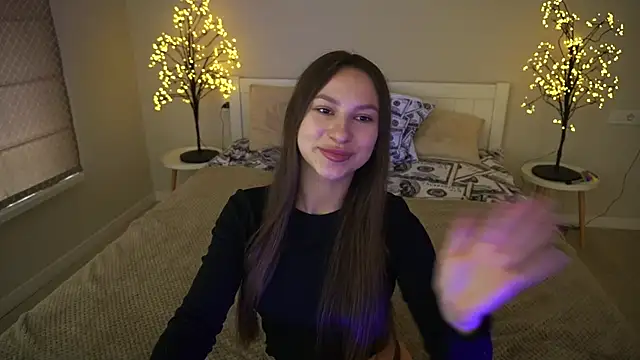 PaigePrado online show from September 16, 2025, 12:39 pm