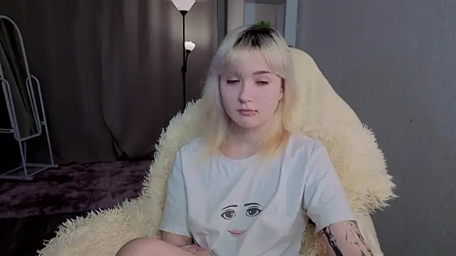 Nasy online show from December 5, 2025, 9:12 pm