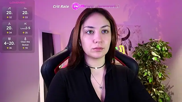 AshleySkott  online show from December 15, 2025, 9:04 am