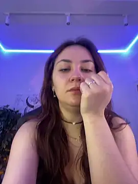 Snapshot of AshleySkott_ chatting on November 9, 2025, 8:29 am AshleySkott online show from November 9, 2025, 8:29 am