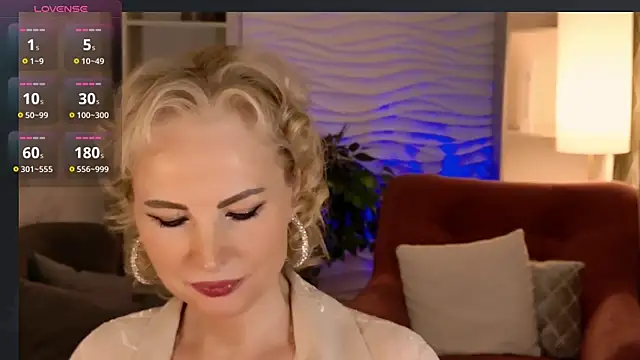 Snapshot of Sandra_Kind chatting on April 21, 2026, 5:58 am Sandra Kind online show from April 21, 2026, 5:58 am