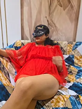 RealcoupleP online show from April 5, 2026, 7:20 pm