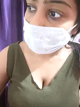 Snapshot of COZY_ROZI chatting on November 19, 2025, 1:11 pm COZY ROZI online show from November 19, 2025, 1:11 pm