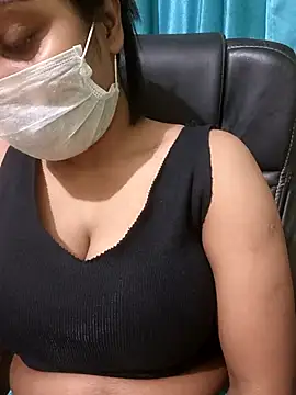 Snapshot of COZY_ROZI chatting on November 13, 2025, 6:12 pm COZY ROZI online show from November 13, 2025, 6:12 pm