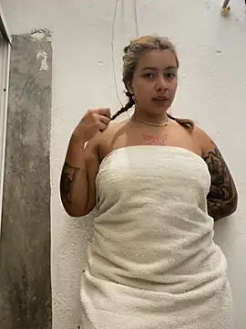 Snapshot of Susana_Williamss chatting on July 17, 2026, 11:13 pm Susana Williamss online show from July 17, 2026, 11:13 pm