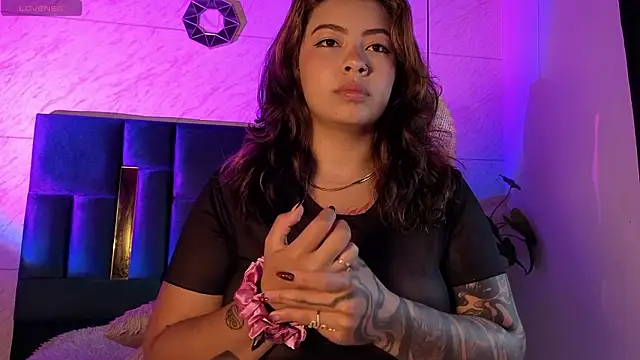 Snapshot of Susana_Williamss chatting on March 11, 2026, 8:47 pm Susana Williamss online show from March 11, 2026, 8:47 pm