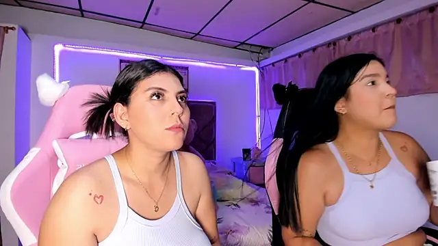 Snapshot of Cristal_Smith20 chatting on March 14, 2026, 12:38 am Cristal Smith20 online show from March 14, 2026, 12:38 am