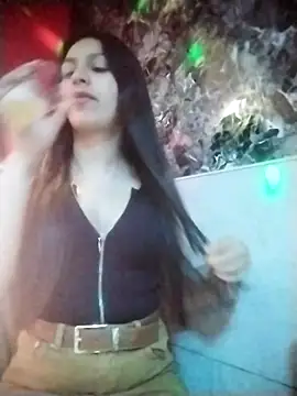 Snapshot of Nat_XxX chatting on October 10, 2025, 9:04 pm Nat XxX online show from October 10, 2025, 9:04 pm