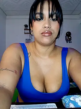 Snapshot of victoria_roussee chatting on November 15, 2025, 10:19 am victoria roussee online show from November 15, 2025, 10:19 am