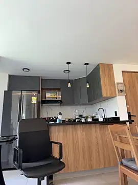 fitnolan online show from March 14, 2026, 4:57 pm