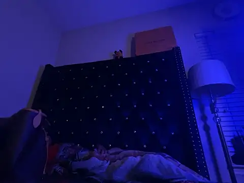 celestefantasea online show from February 25, 2025, 9:09 am