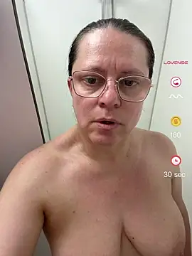 Conejta online show from May 27, 2026, 12:34 pm