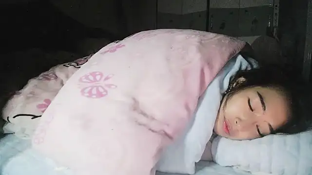 Snapshot of hebe-02 chatting on November 27, 2025, 1:22 pm hebe-02 online show from November 27, 2025, 1:22 pm