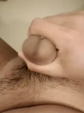 Snapshot of Tyaniks chatting on September 13, 2025, 5:40 am Tyaniks online show from September 13, 2025, 5:40 am