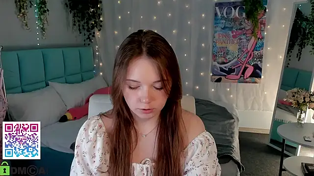boozekirs  online show from July 7, 2026, 6:47 am
