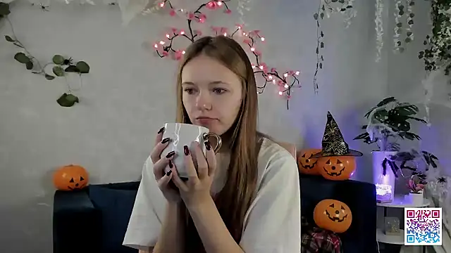 Snapshot of boozekirs_ chatting on October 31, 2025, 1:46 am boozekirs online show from October 31, 2025, 1:46 am