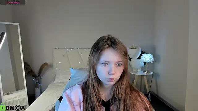 boozekirs  online show from August 6, 2026, 3:01 am