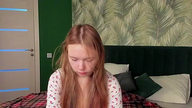 Snapshot of boozekirs_ chatting on November 14, 2025, 3:43 am boozekirs online show from November 14, 2025, 3:43 am